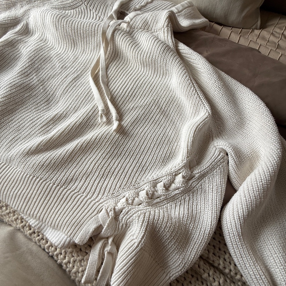 H&M Off-White Textured Knit Sweater - Picture 3 of 6